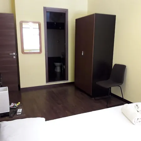 Pensión Il Coriandolo 3*